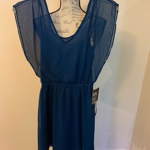 Express Dress - Picture 2 of 5